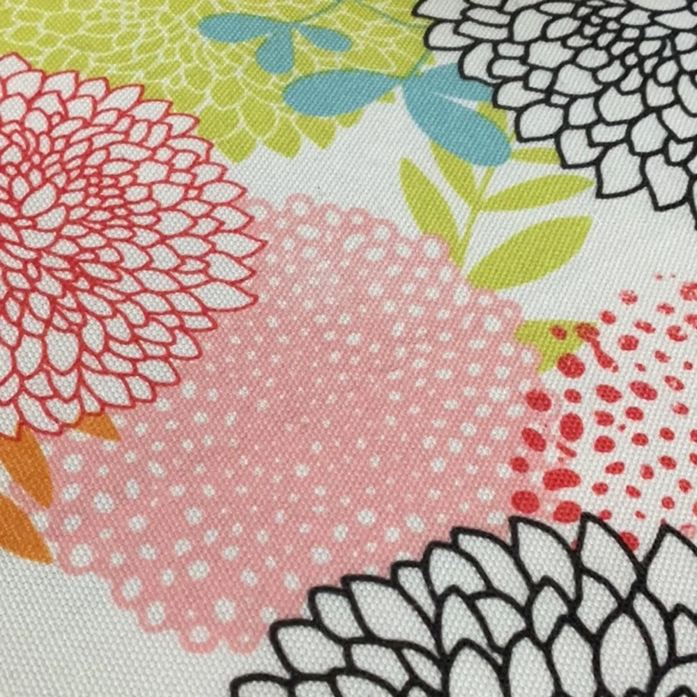 Cynthia Rowley tablecloth. 60 X 120”